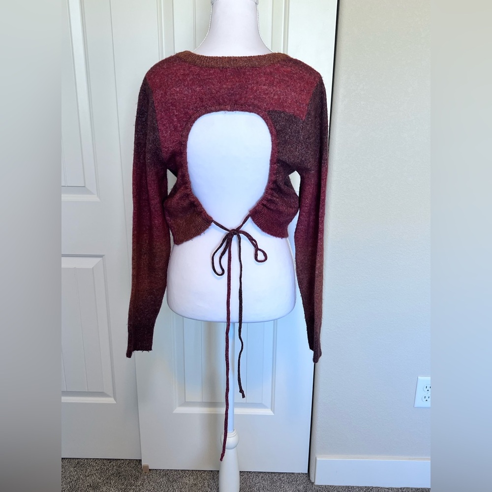 COTTON:ON Acryl/Wool/Polye Rusty Brown Cropped Open Tie Back Sweater Sz Large - Picture 4 of 9